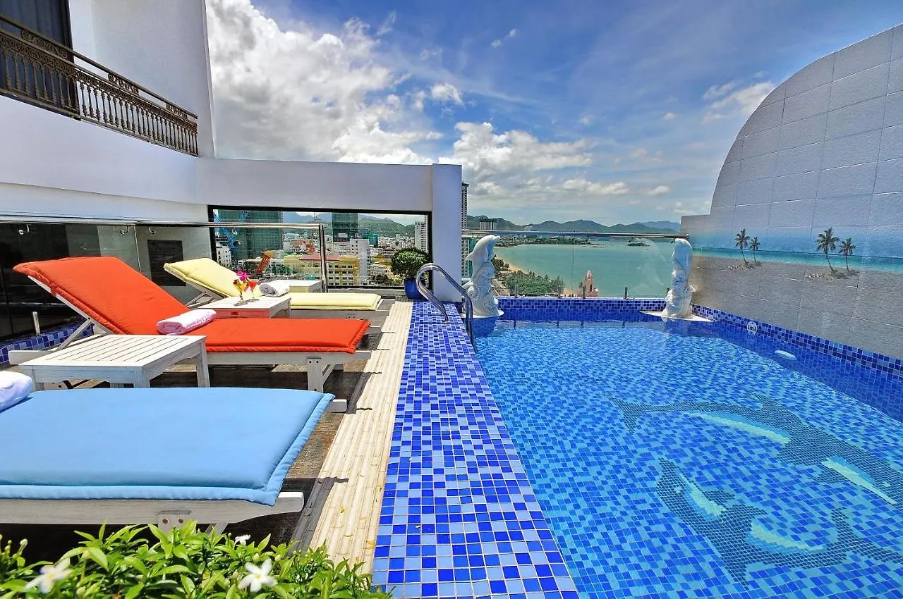 Boss Hotel Nha Trang 4*,